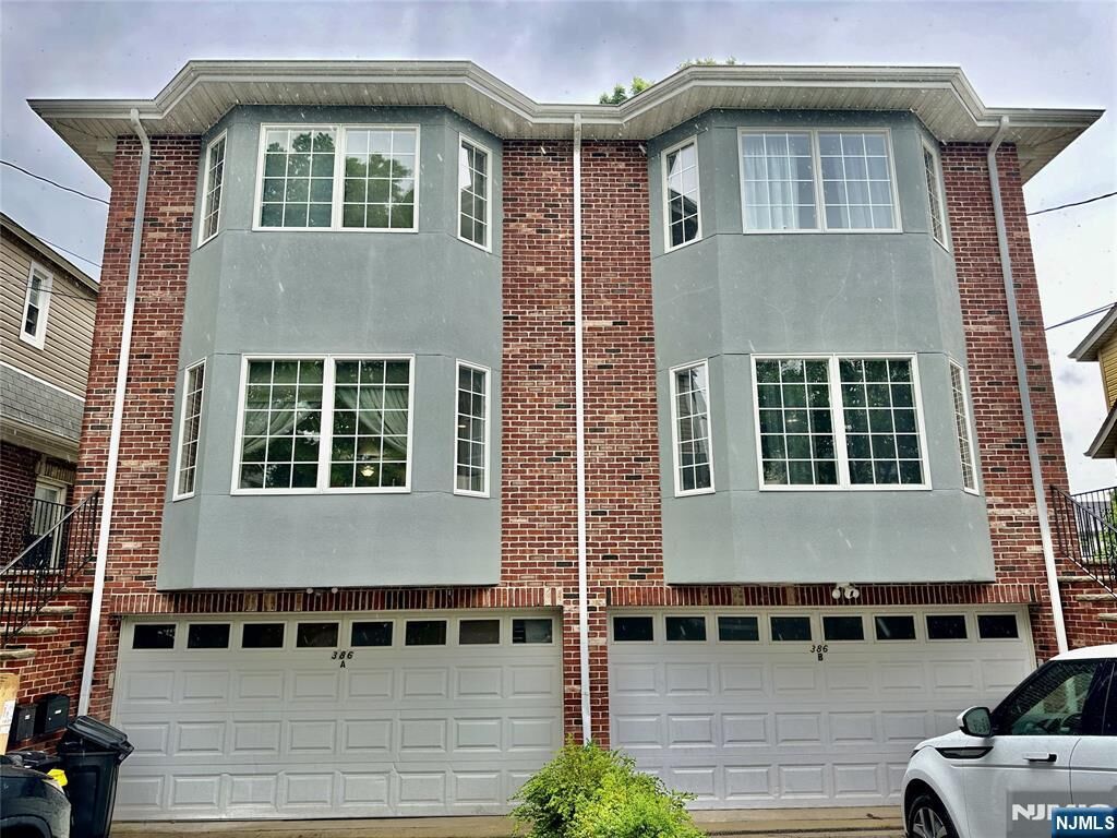 Property Photo:  386A Park Avenue  NJ 07022 