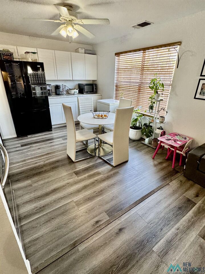 Property Photo:  305 S Walnut St Street  NM 88220