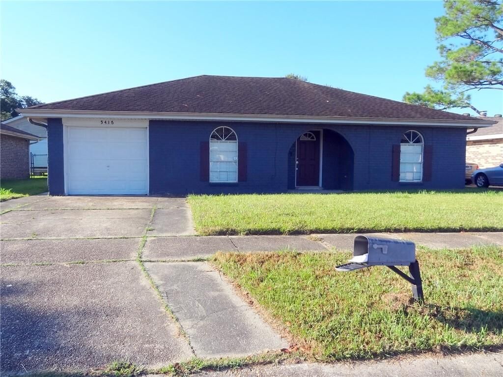 Property Photo: 5416 Tusa Drive LA 70072