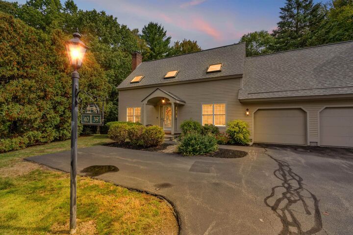 Property Photo:  40 Stratham Green  NH 03885 