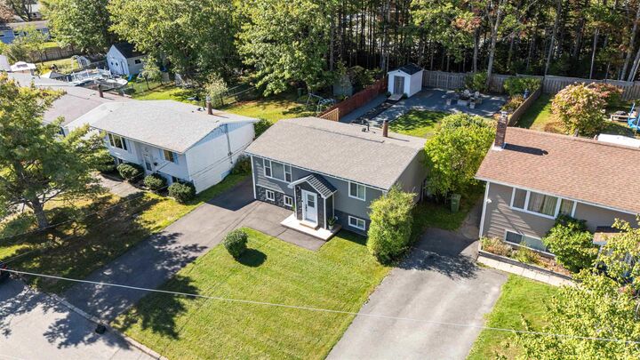 20 Glenalva Court  Dartmouth NS B2W 4P5 photo