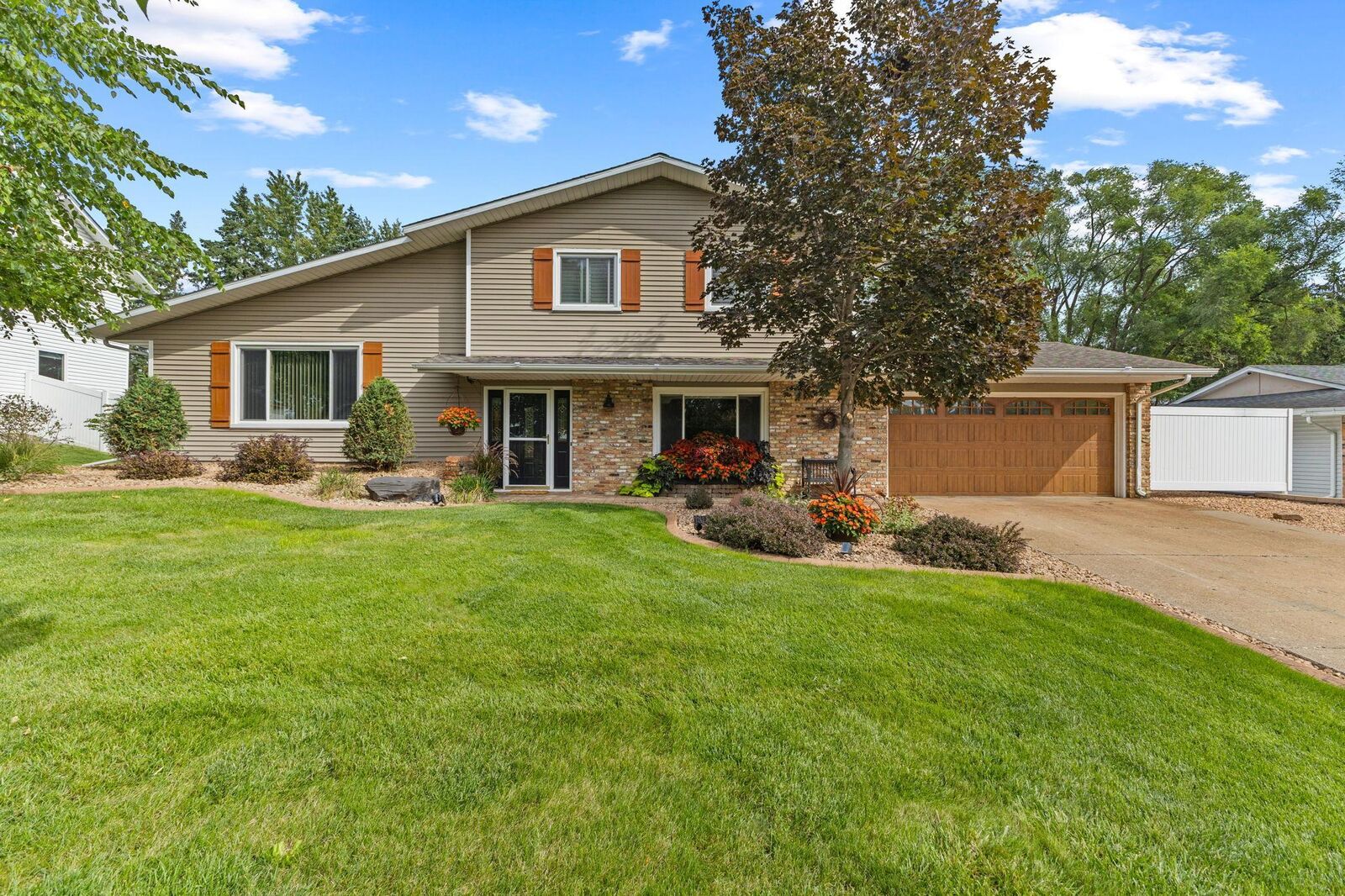 Property Photo:  8355 Foothill Road S  MN 55016 