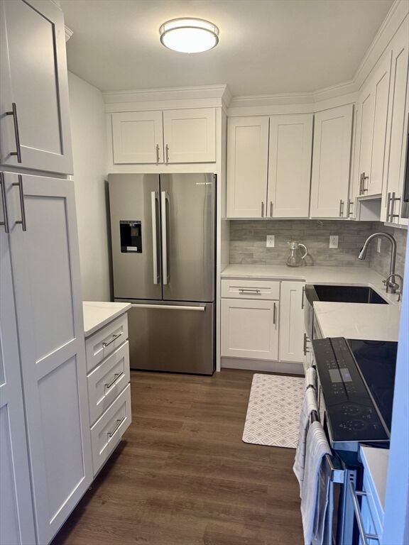 Property Photo: 41 Park 404 MA 02446