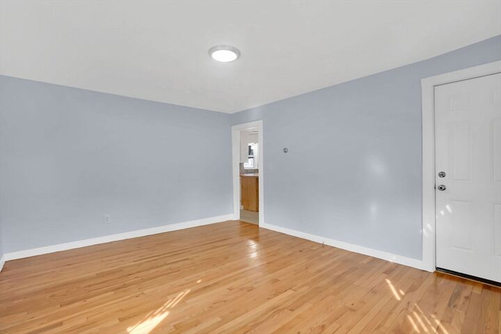 Property Photo:  526 Kings Hwy 1  MA 01089 