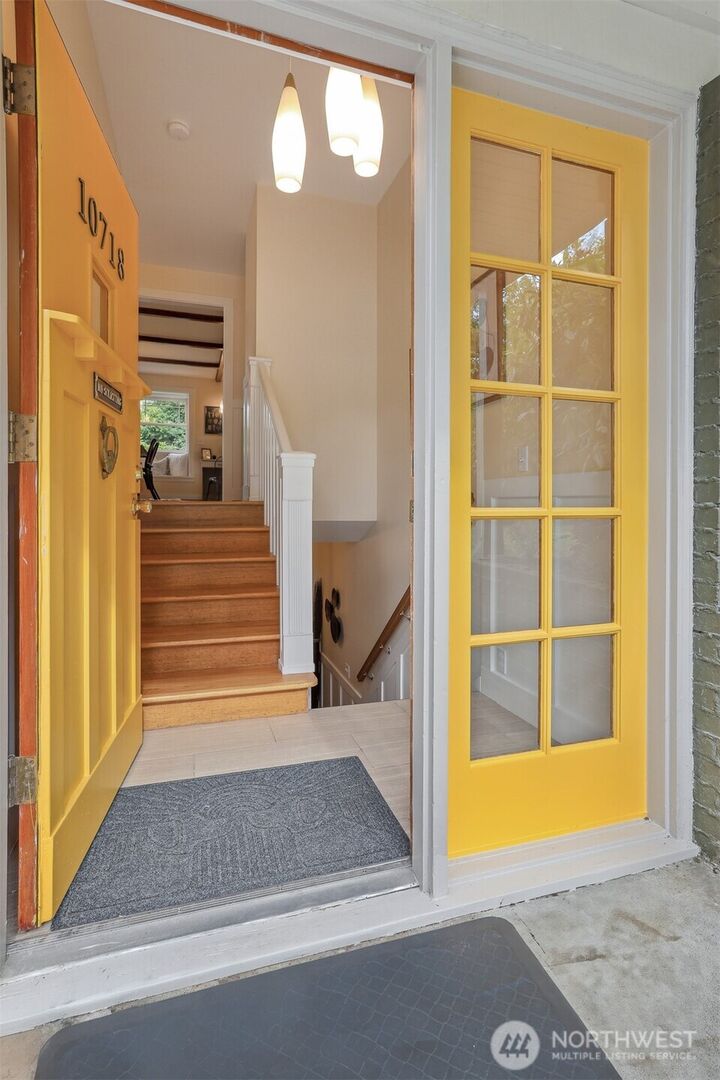 Property Photo:  10718  12th Avenue NW  WA 98177 
