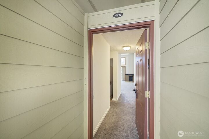 Property Photo:  2939  76th Avenue SE 42A  WA 98040 