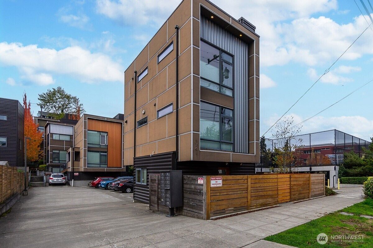 Property Photo:  1761  20th Avenue S  WA 98144 