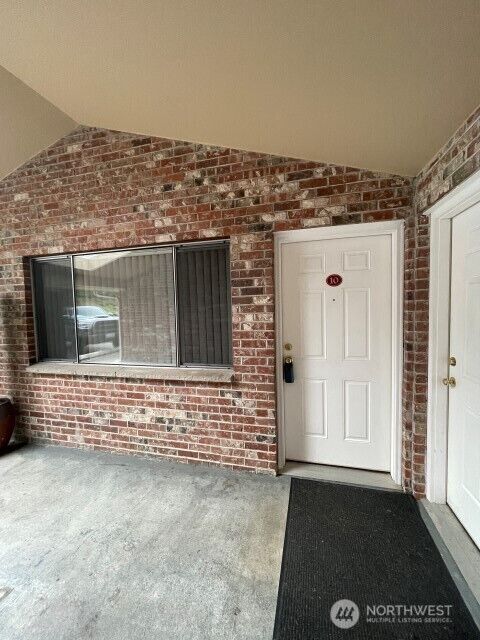 Property Photo:  5701  200th Street SW 4  WA 98036 