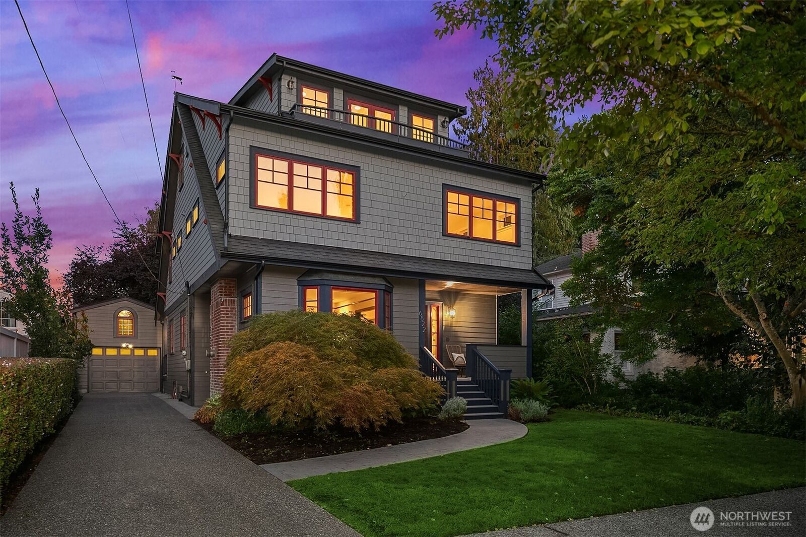 Property Photo:  6822  31st Avenue NE  WA 98115 