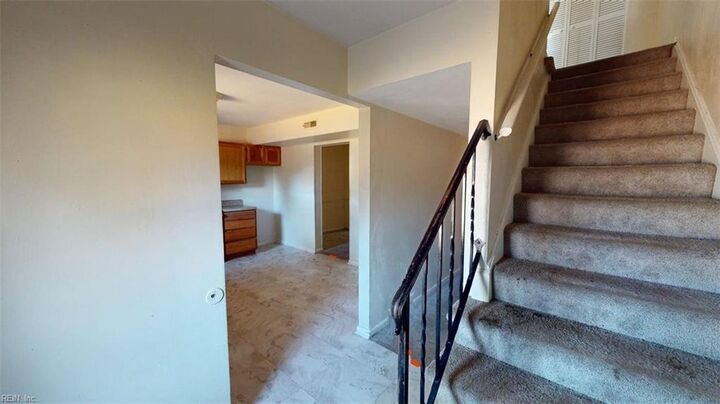 Property Photo: 5803 W Hastings Ct VA 23462