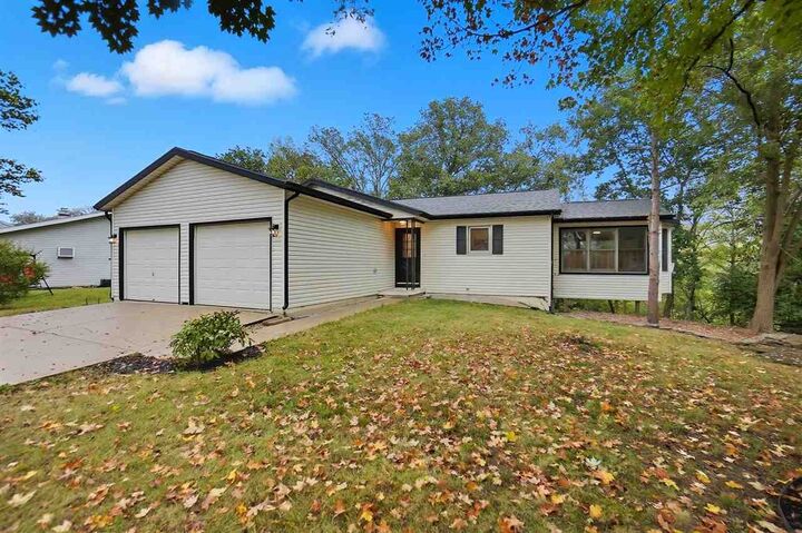 Property Photo:  1031 SW 1st Street  IN 47374 