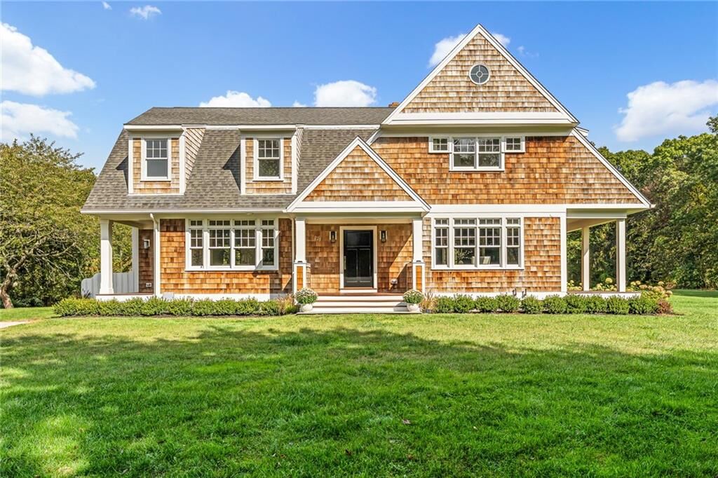 Property Photo:  229 Saugatucket Road  RI 02879 
