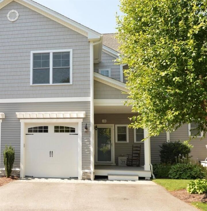 1 Desiree Court B  Smithfield RI 02917 photo