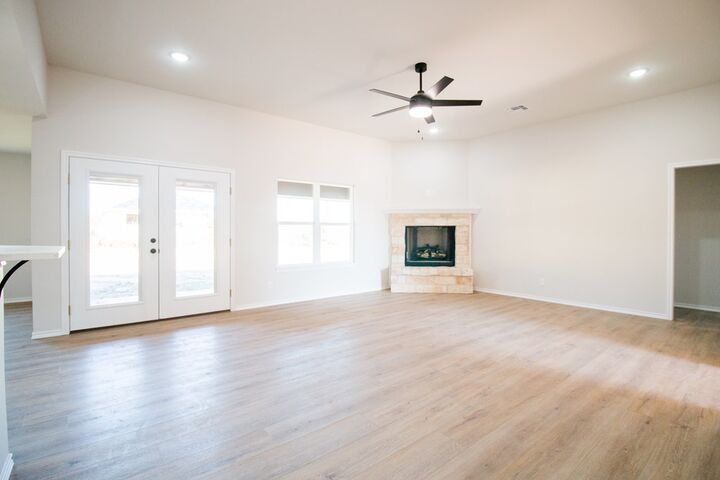 Property Photo: 5409 Coral Way TX 76904