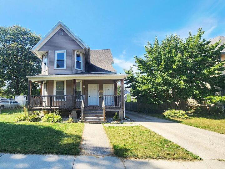 Property Photo: 455 North Terrace Street 100 WI 53548