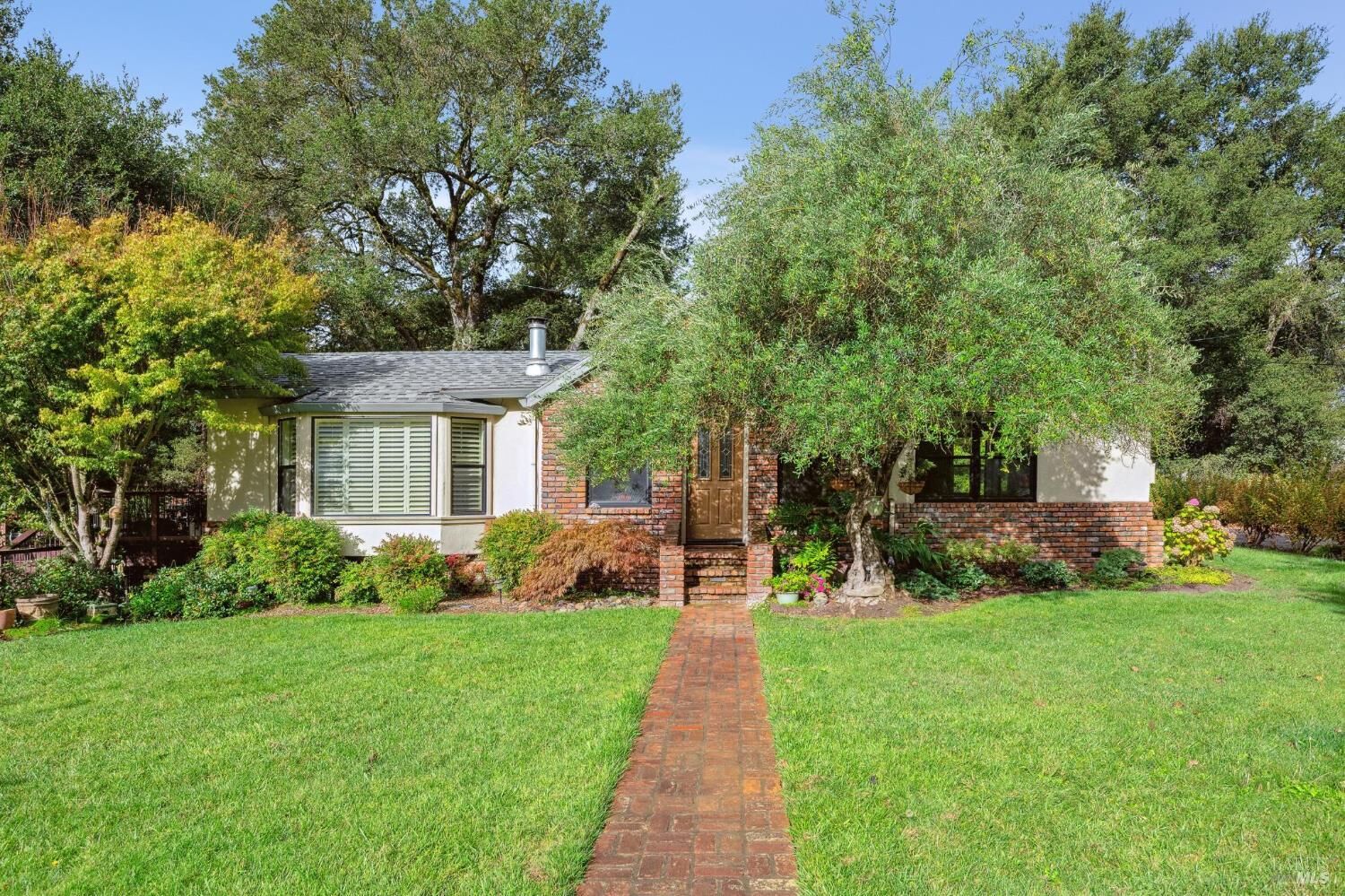 Property Photo:  9760 Willow Avenue  CA 94931 
