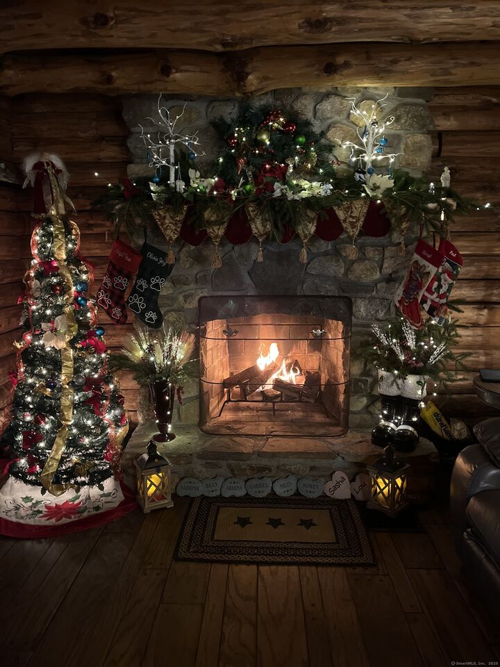 Property Photo: 89 Norwich Salem Turnpike CT 06370