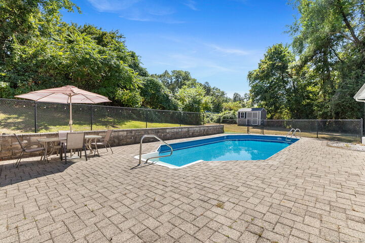 Property Photo:  23 Westview Road  CT 06473 
