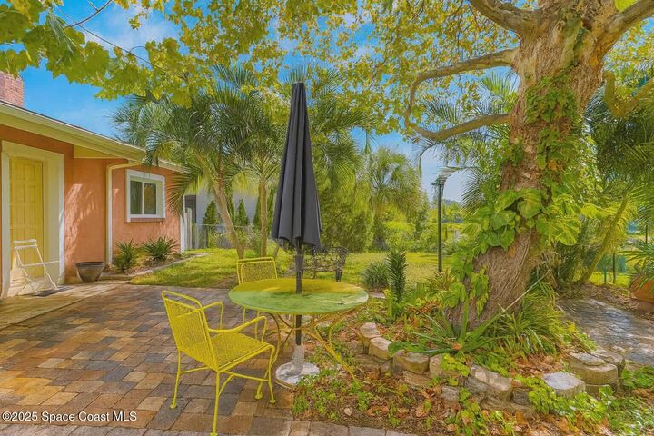 Property Photo: 1112 Broadmoor Drive FL 32922