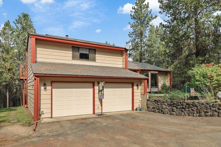 Property Photo:  9105 S Sherman Rd  WA 99224 