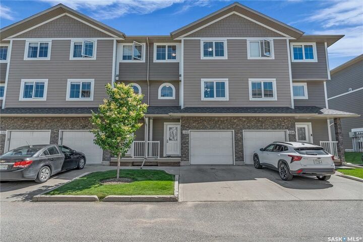 212 Willis Crescent 103  Saskatoon SK S7T 0R6 photo