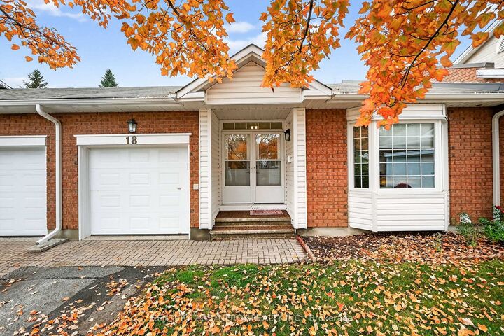 Property Photo: 18 Oyster Bay Court 47 ON K2S 1H3