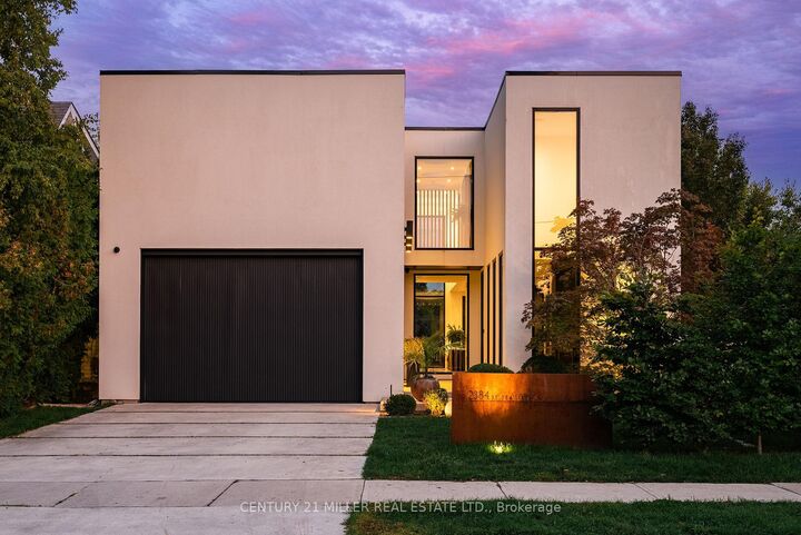 2384 Belyea Street  Oakville ON L6L 1N9 photo