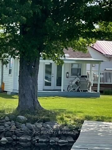 Property Photo:  22  #15 Lake Road  ON K0L 1L0