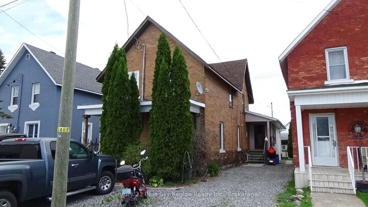 Property Photo:  176 Church Street  ON P2B 1H5 