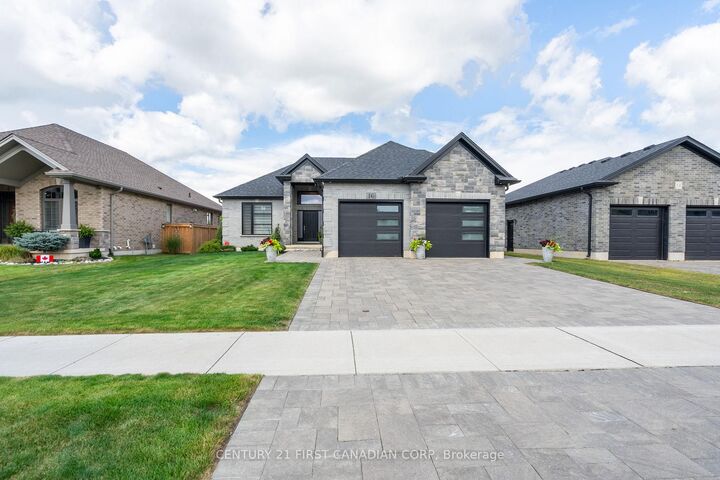 Property Photo:  16 Foxborough Place  ON N0M 2P0 