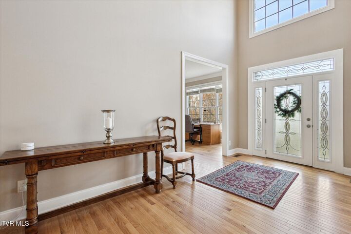 Property Photo:  128 Reed Circle  TN 37601 