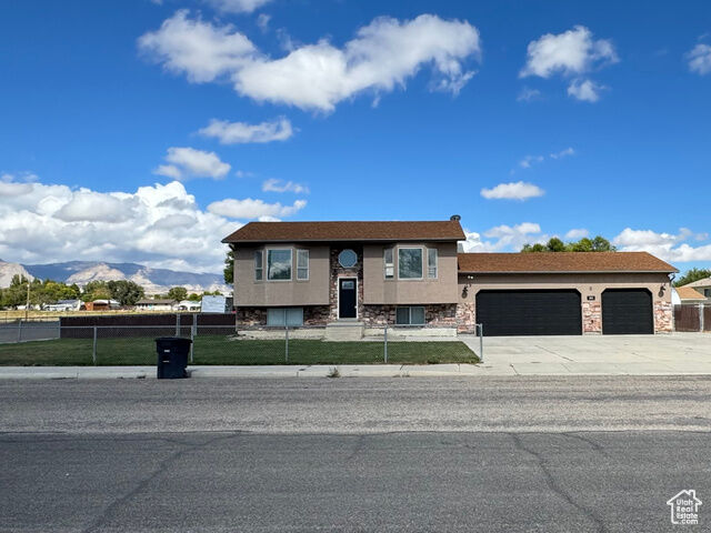 311 E 200 S  Huntington UT 84528 photo