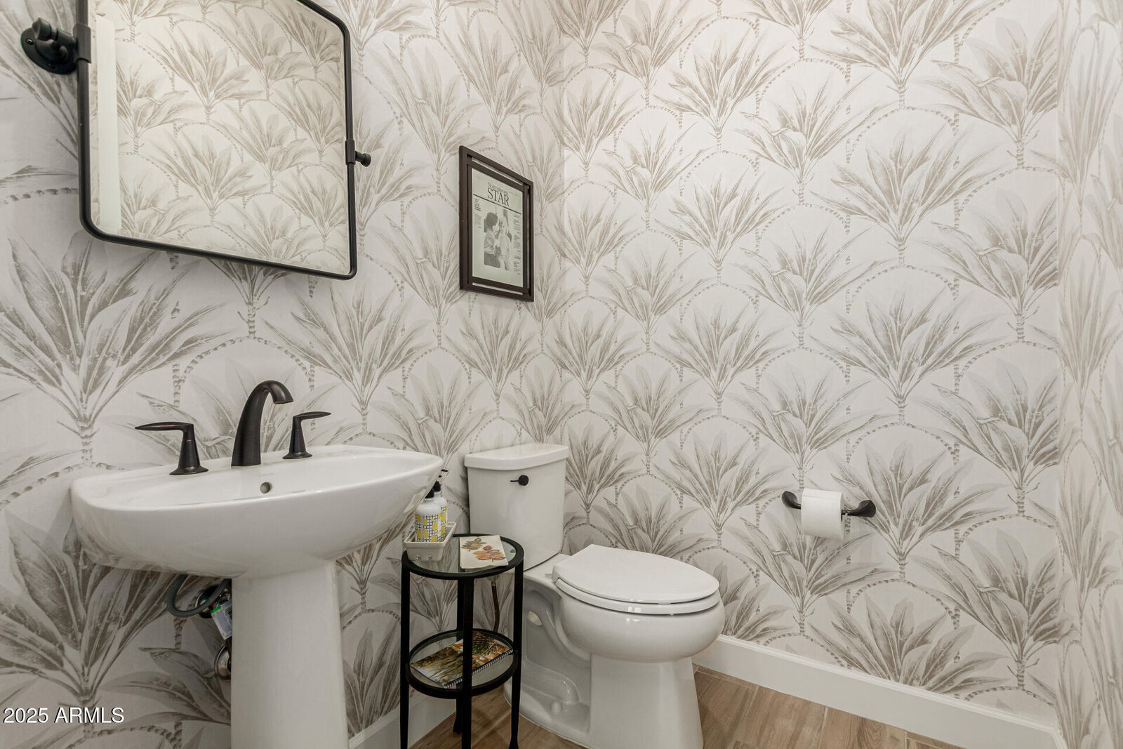 Property Photo: 17437 W Guthrie Street AZ 85388