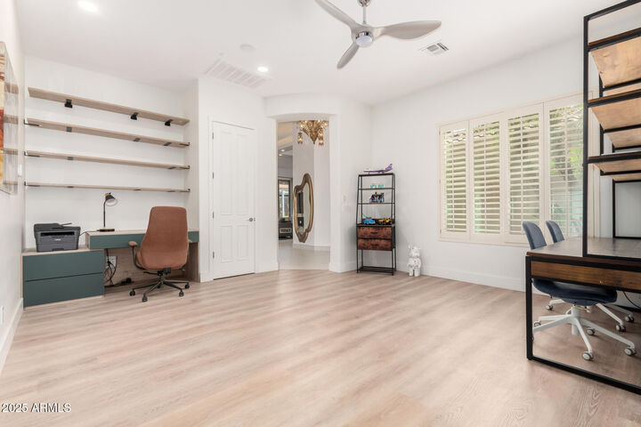 Property Photo:  11312 E Greenway Road  AZ 85255