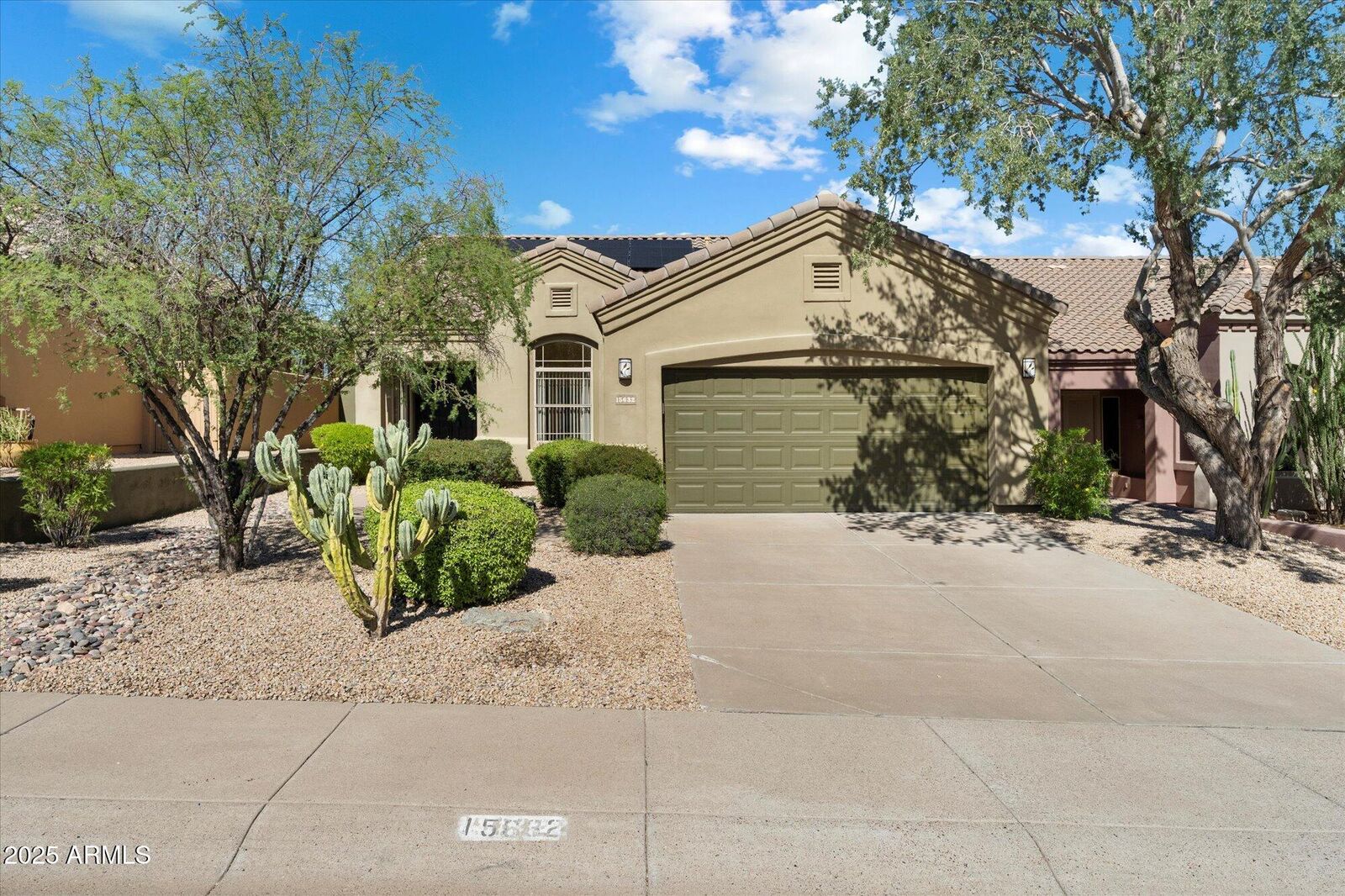 Property Photo: 15632 E Yucca Drive AZ 85268