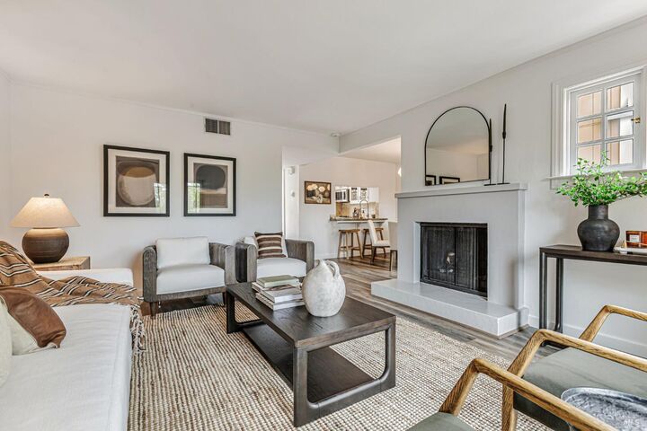 Property Photo: 3 Frost Court CA 94941