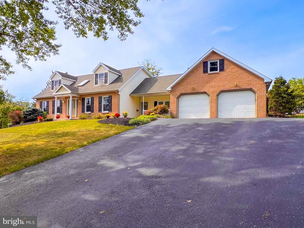 Property Photo:  319 Cedar Street  PA 19464 