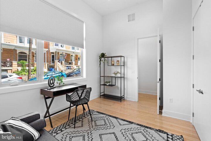 Property Photo:  315 Dupont Street  PA 19128 