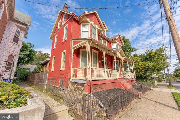 Property Photo:  2340 Providence Avenue  PA 19013 