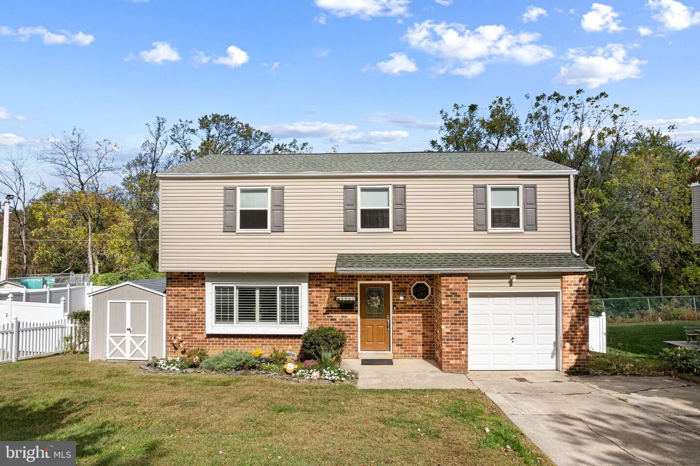 Property Photo:  8669 Steeple Drive  PA 19128 