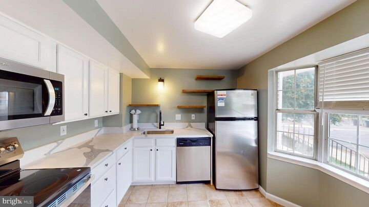 Property Photo:  8551 Braxted Lane  VA 20110 