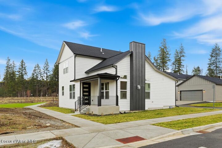 Property Photo:  469 E Penstemon Rd  ID 83835 