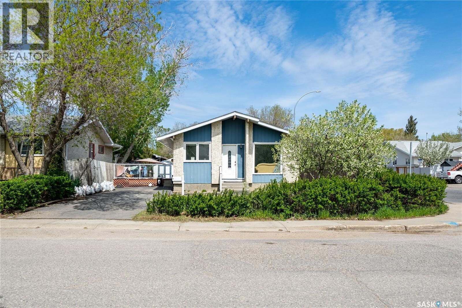 Photo de la propriété:  198 Thomson Avenue  SK S4N 5L3 