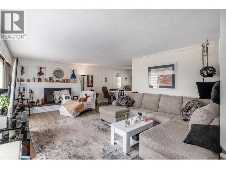 Property Photo:  1211 Centennial Crescent  BC V1Y 6K3 