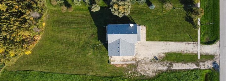 Photo de la propriété:  48 Elie Street West  MB R0H 0H0 