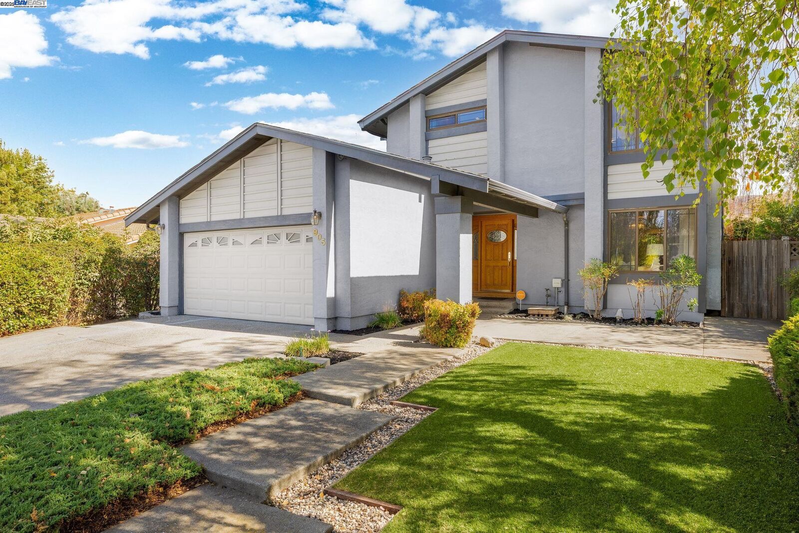 Property Photo: 905 Glenhill Dr CA 94539