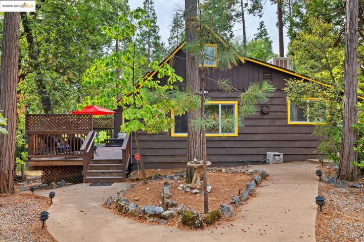 Property Photo: 22723 Bret Harte Dr CA 95383