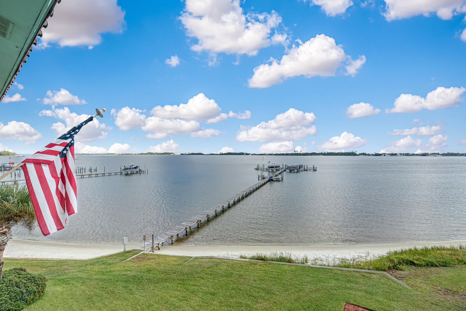 Property Photo: 1695 Highway 98 302 FL 32569
