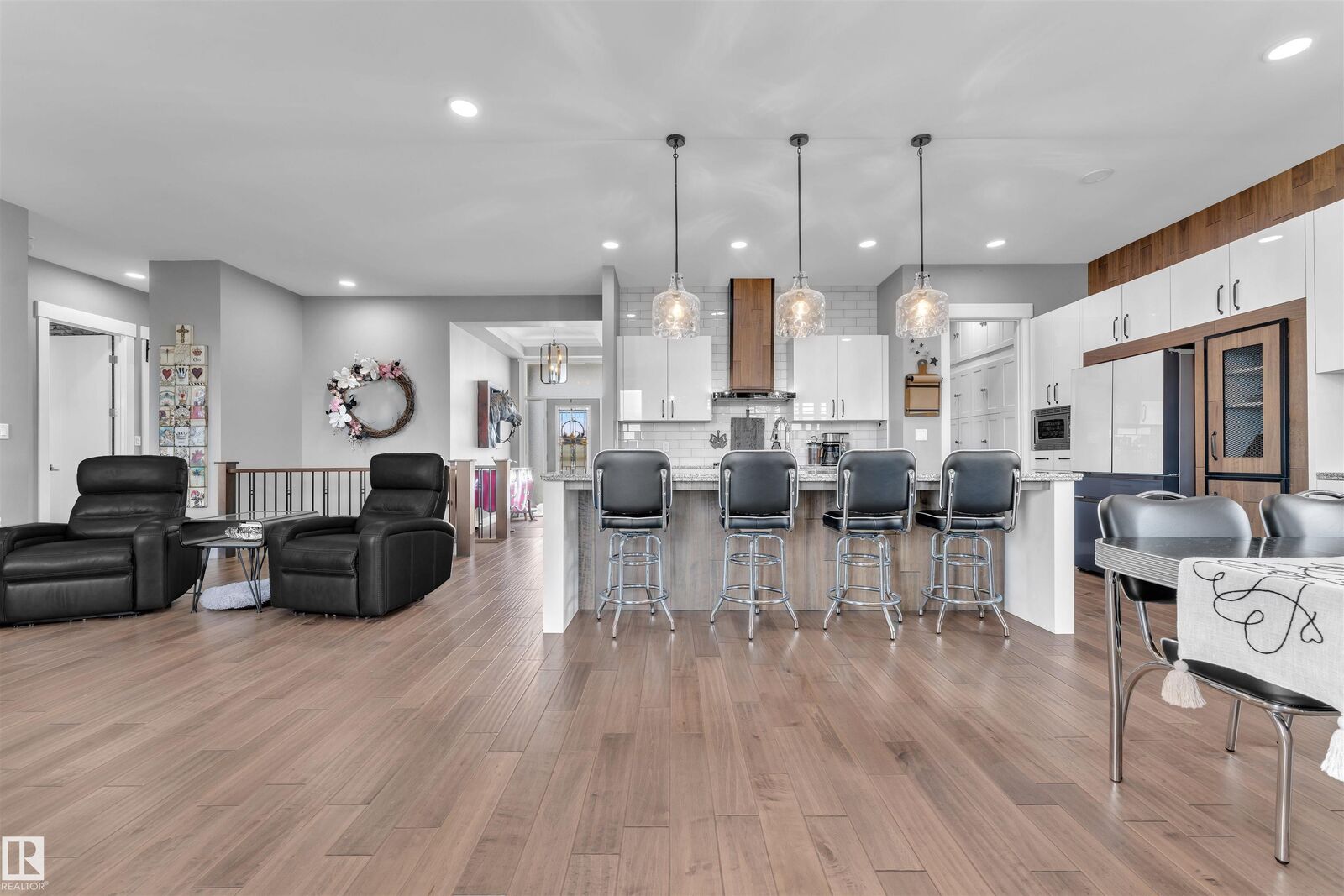 Property Photo:  26409 Twp Road 532 A 59  AB T7X 0G3 