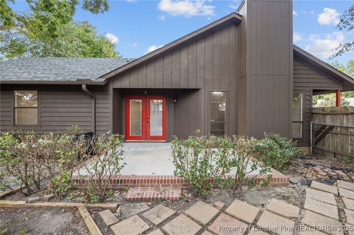 Property Photo: 6905 Timberwood Drive NC 28314